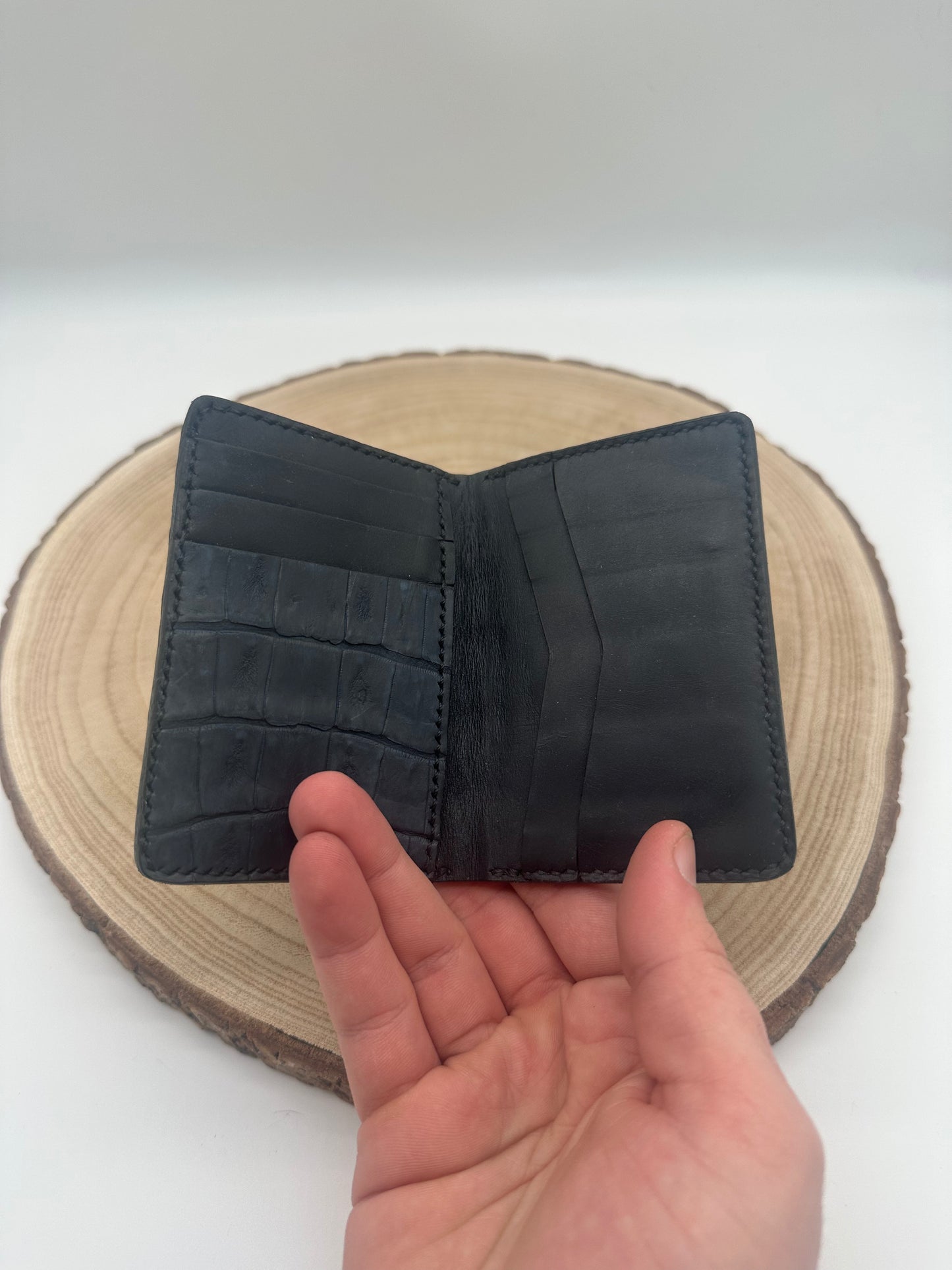 Caiman Pocket Organizer: Navy Suede