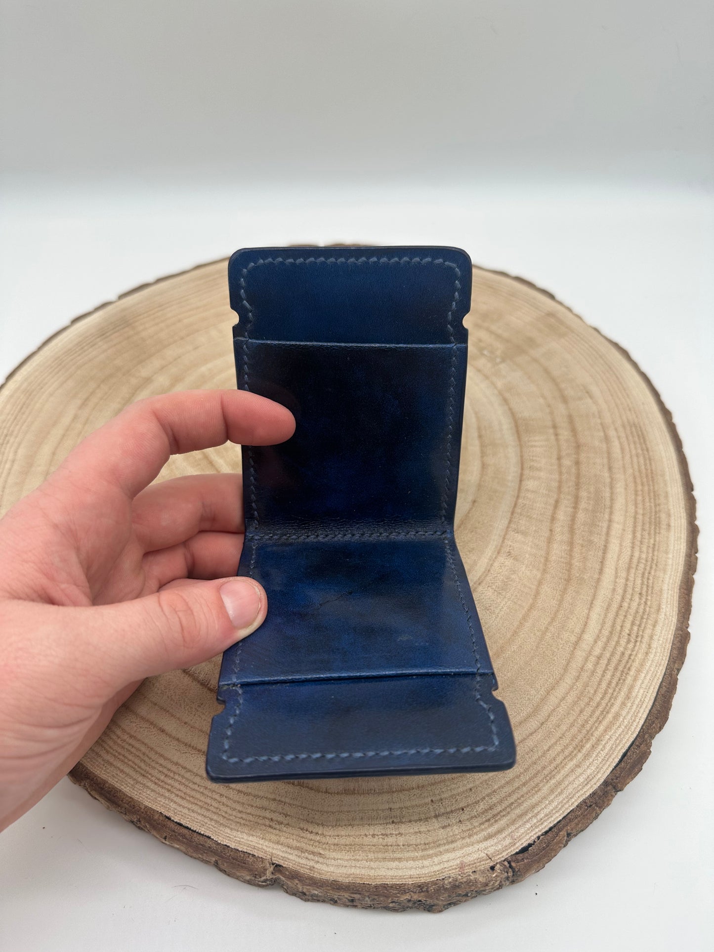 Caiman Cash Cover: Dark Navy